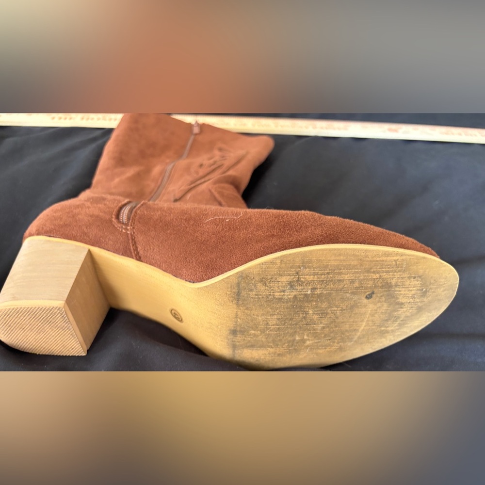 Suede Western Block Heel Boots - Brown Women’s Size 11 Cowgirl Western - Picture 9 of 12